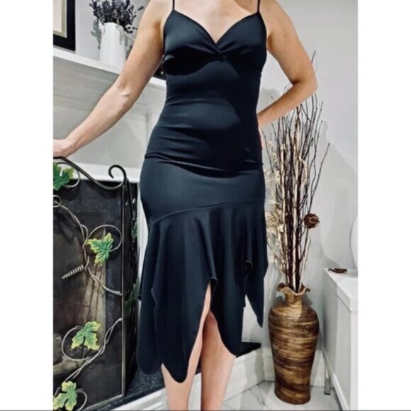 LE CHATEAU Black Ruffle Dress-Size Small - Picture 6 of 13